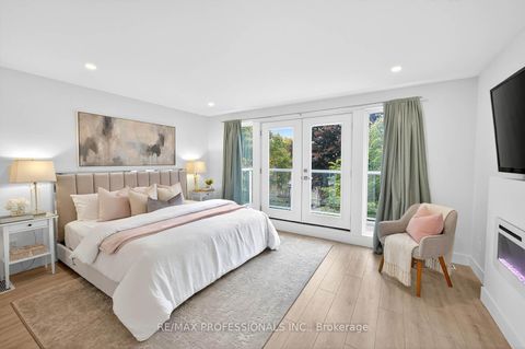 Photo 25 at 22 Ninth Street, New Toronto, Toronto