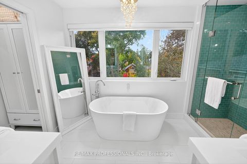 Photo 29 at 22 Ninth Street, New Toronto, Toronto