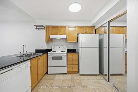 Photo 4 at 1254 - 313 Richmond Street E, Moss Park, Toronto