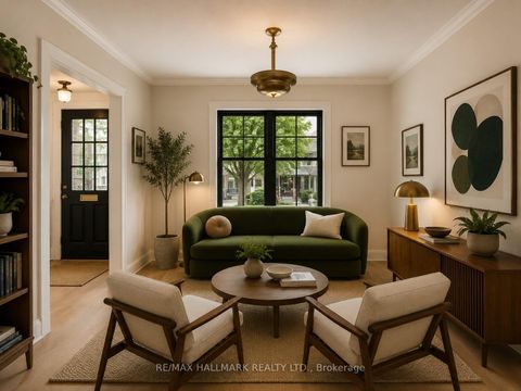 Photo 2 at 326 Cedarvale Avenue, Lumsden, Toronto