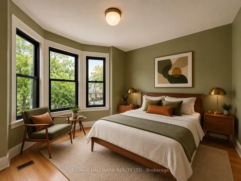 Photo 10 at 326 Cedarvale Avenue, Lumsden, Toronto
