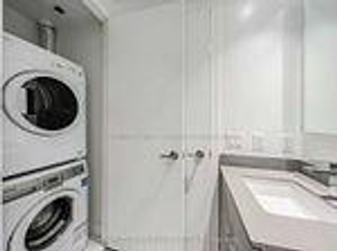Photo 10 at 1602 - 7 Grenville Street, Bay Street Corridor, Toronto
