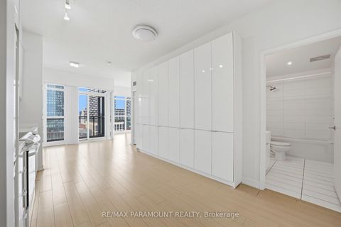 Photo 5 at 1905 - 10 Capreol Court, Waterfront Communities C1, Toronto