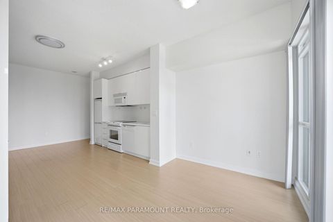 Photo 9 at 1905 - 10 Capreol Court, Waterfront Communities C1, Toronto