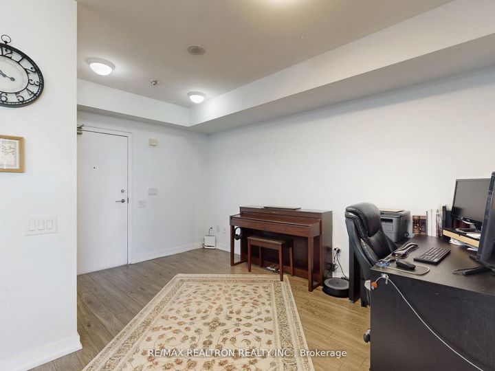 Photo 9 at Ph06 - 15 Singer Court, Bayview Village, Toronto