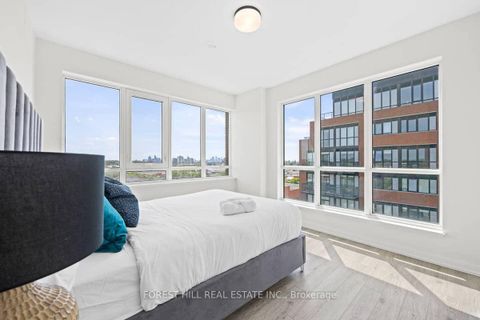 Photo 38 at 717 - 2300 St. Clair Avenue, Junction Area, Toronto