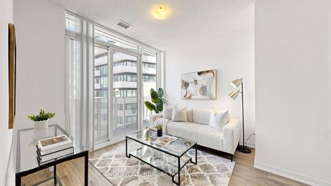 Photo 1 at 4905 - 100 Harbour Street, Waterfront Communities C1, Toronto
