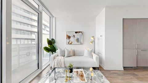 Photo 4 at 4905 - 100 Harbour Street, Waterfront Communities C1, Toronto