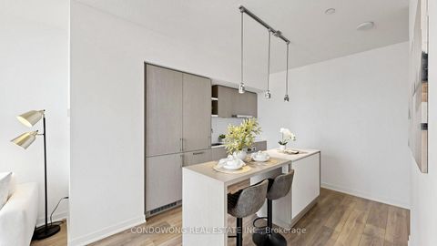 Photo 7 at 4905 - 100 Harbour Street, Waterfront Communities C1, Toronto