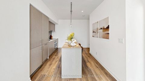 Photo 8 at 4905 - 100 Harbour Street, Waterfront Communities C1, Toronto