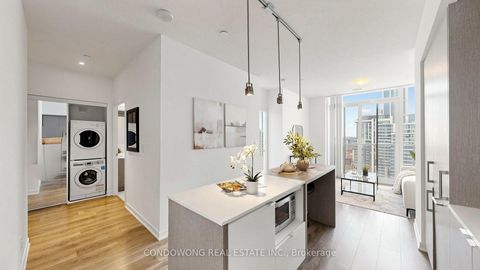 Photo 11 at 4905 - 100 Harbour Street, Waterfront Communities C1, Toronto