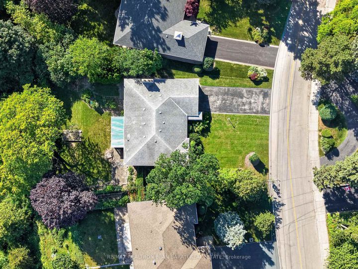 Photo 44 at 14 Heathview Avenue, Bayview Village, Toronto