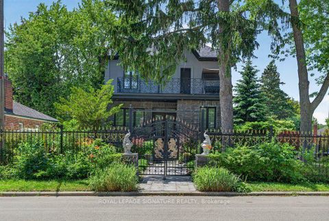 Photo 4 at 32 Cliffcrest Drive, Cliffcrest, Toronto