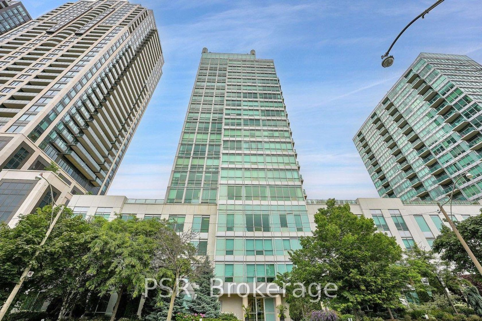 903 - 1910 Lake Shore Boulevard W, Swansea, Toronto 