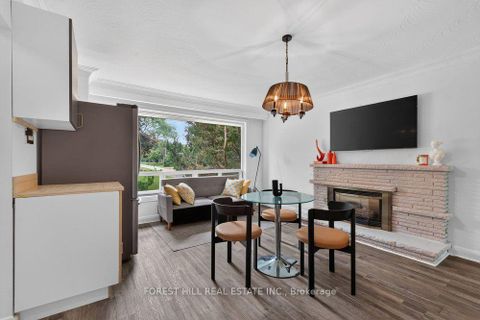 Photo 3 at 36 Fleetwell Court, Willowdale West, Toronto