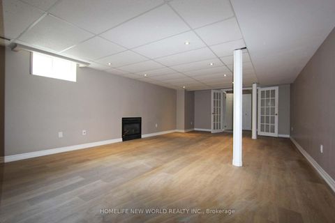 Photo 33 at 37 Grants Way, Ardagh, Barrie
