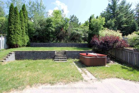 Photo 34 at 37 Grants Way, Ardagh, Barrie