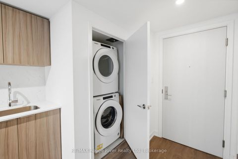 Photo 3 at 1005 - 30 Samuel Wood Way, City Centre West, Toronto