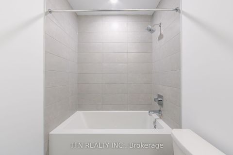 Photo 13 at 2116 - 15 Richardson Street, Waterfront Communities C8, Toronto