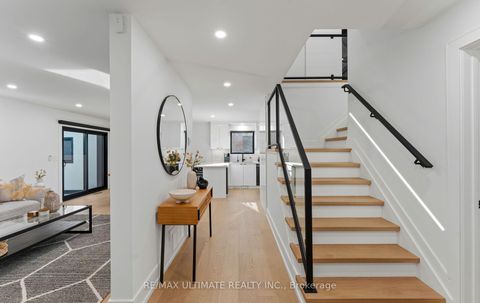 Photo 9 at 46 Wicklow Drive, Sullivan, Toronto