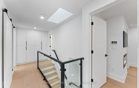 Photo 21 at 46 Wicklow Drive, Sullivan, Toronto