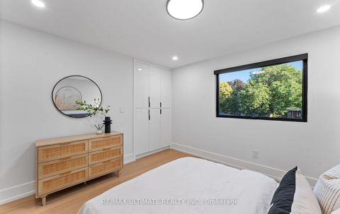 Photo 26 at 46 Wicklow Drive, Sullivan, Toronto
