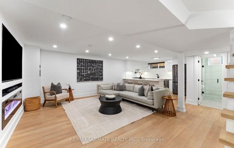 Photo 32 at 46 Wicklow Drive, Sullivan, Toronto