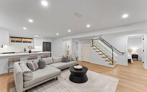 Photo 33 at 46 Wicklow Drive, Sullivan, Toronto