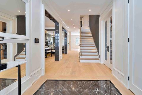 Photo 6 at 230 Dunvegan Road, Forest Hill South, Toronto