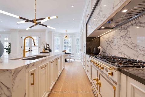 Photo 26 at 230 Dunvegan Road, Forest Hill South, Toronto
