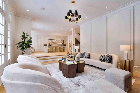 Photo 34 at 230 Dunvegan Road, Forest Hill South, Toronto