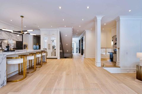 Photo 36 at 230 Dunvegan Road, Forest Hill South, Toronto