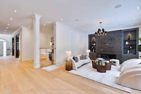 Photo 37 at 230 Dunvegan Road, Forest Hill South, Toronto