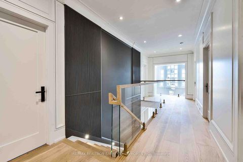 Photo 39 at 230 Dunvegan Road, Forest Hill South, Toronto
