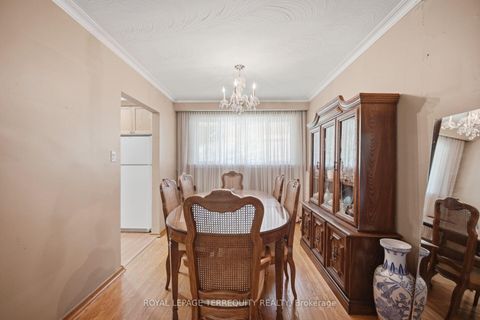 Photo 11 at 879 Scarborough Golf Club Road, Morningside, Toronto