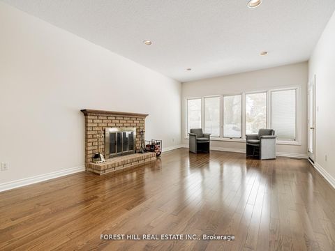Photo 13 at 17 DUNLOE Road, Bayview Hill, Richmond Hill