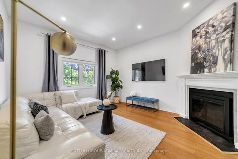 Photo 28 at 10 Park Lane Circle, South Richvale, Richmond Hill