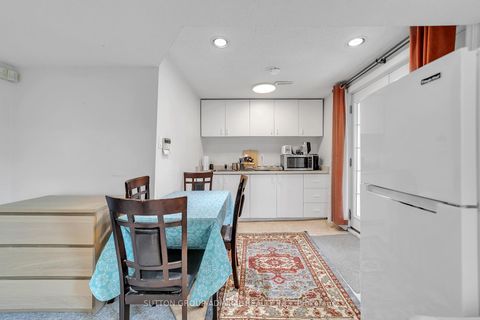 Photo 40 at 10 Park Lane Circle, South Richvale, Richmond Hill