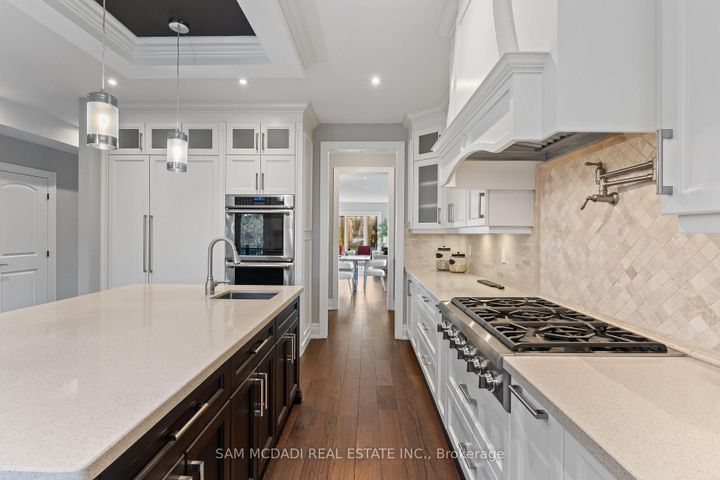 Photo 9 at 1487 Myron Drive, Lakeview, Mississauga