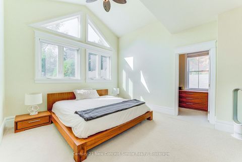 Photo 14 at 56 Machell Avenue, Aurora Village, Aurora