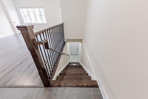 Photo 3 at 142 Borden Street, University, Toronto