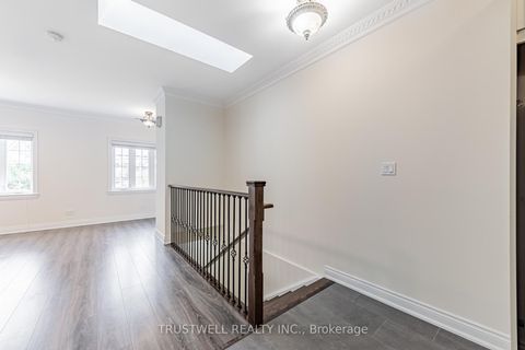 Photo 9 at 142 Borden Street, University, Toronto