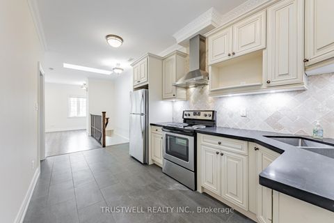 Photo 12 at 142 Borden Street, University, Toronto
