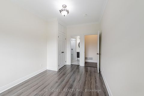 Photo 22 at 142 Borden Street, University, Toronto