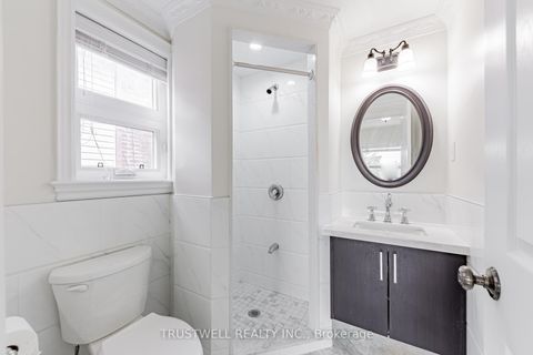 Photo 23 at 142 Borden Street, University, Toronto