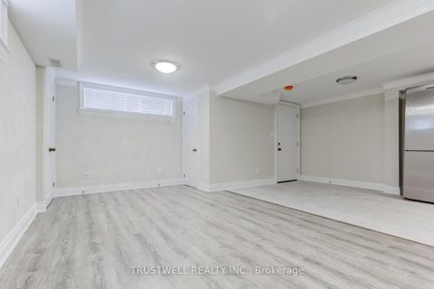 Photo 34 at 142 Borden Street, University, Toronto