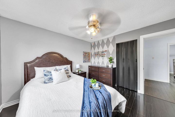 Photo 39 at 4 Apsco Avenue, West Hill, Toronto