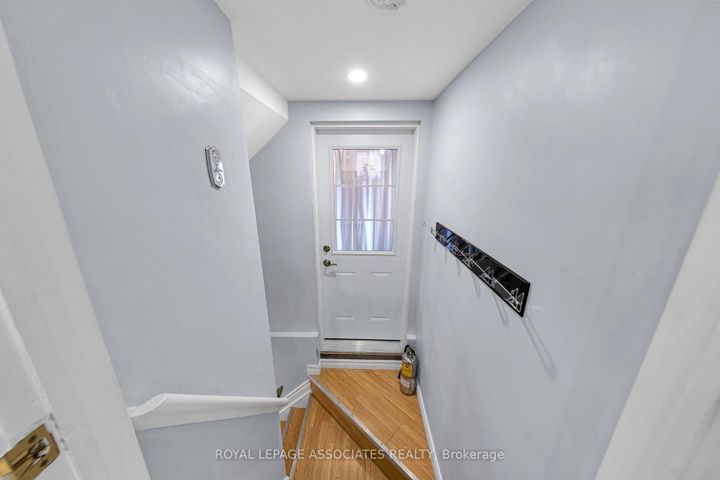 Photo 40 at 4 Apsco Avenue, West Hill, Toronto