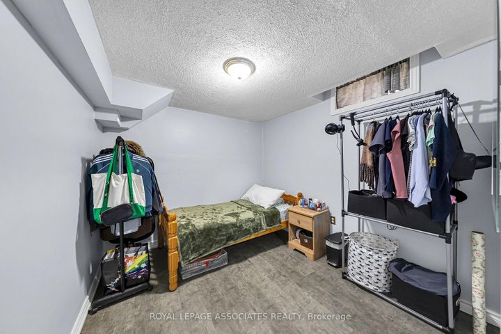 Photo 46 at 4 Apsco Avenue, West Hill, Toronto