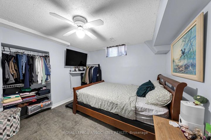 Photo 47 at 4 Apsco Avenue, West Hill, Toronto